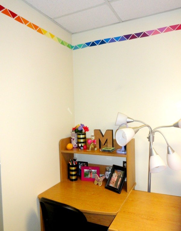 Check out mostlymorgan.com so you can see how to make this easy, diy paint chip wall art!