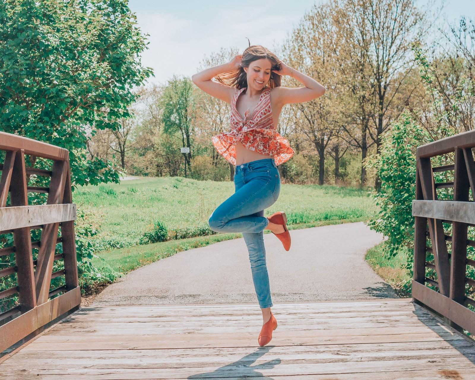 Shooting at home photoshoots is a great way to create compelling content while staying safe at home. Here are tips for shooting content indoors, plus a ton of inspo photos.